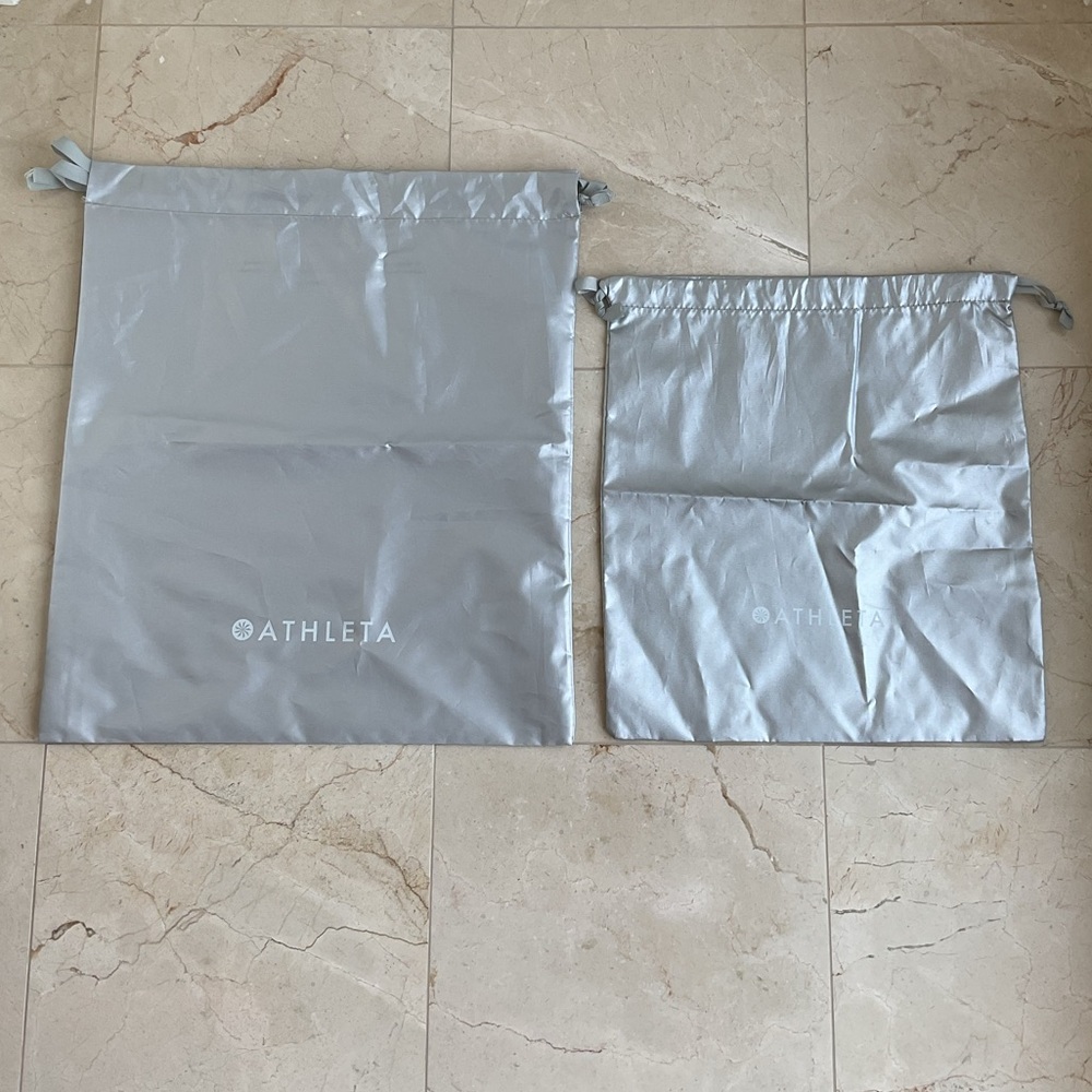 🎯(2) Athleta reusable drawstring bags